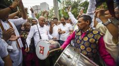 What are the key objectives of caste count?