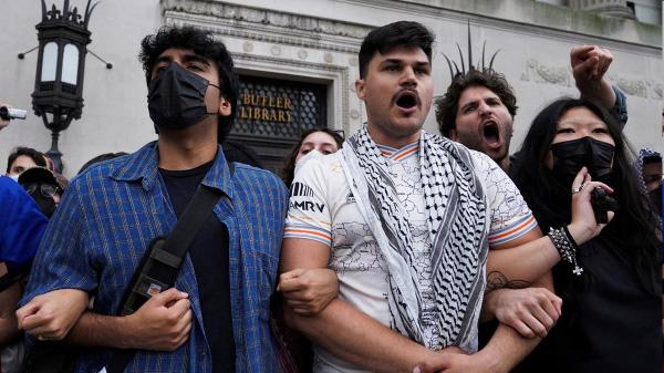 Pro-Palestinian demonstrators clash with security guards at Columbia University