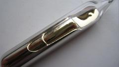 Three men in a lab (to say nothing of an element)