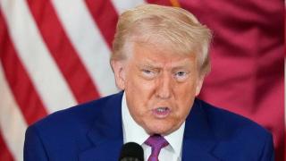 Donald Trump tells Apple he 'does not want' iPhone maker to manufacture in India; claims New Delhi offered to 'drop all tariffs'