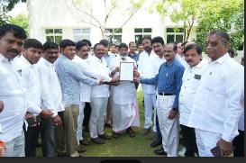 Telangana must become a guiding light for nation in power sector: Bhatti