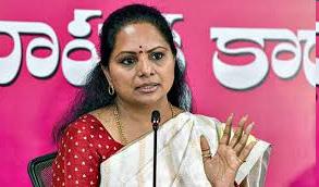 MLC Kalvakuntla Kavitha seeks support from Left parties for rail roko program