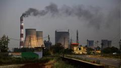Global energy CO2 emissions reached record high last year, report says