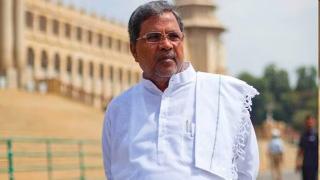 Surjewala and Shivakumar say Siddaramaiah will remain as Karnataka CM; Hussain to be served notice