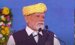 PM Modi inaugurates development projects in Gujarat, stresses importance of 'Aatmanirbhar Bharat'
