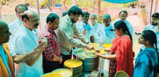 Sub-Collector Narayana Amit expressed happiness over the provision of food facilities to students in the library