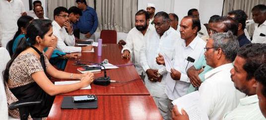 Prajavani seeks solutions to public problems : Collector Kranthi Vallur