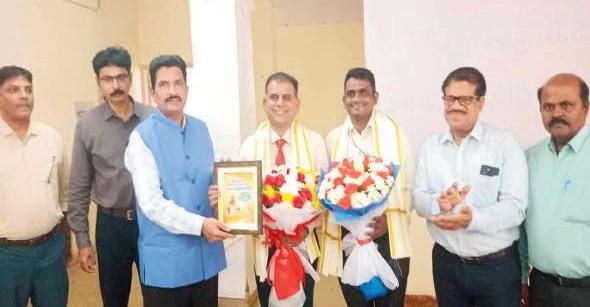 Devarakonda LIC Branch Sets Benchmark with Completion of Six Pillars – SDM Lauds the Team's Remarkable Achievement