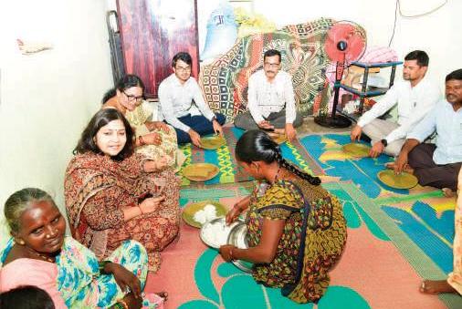 Collector Vizziendra Boyi Dines with Beneficiary Family, Highlights Government’s Fine Rice Distribution Initiative