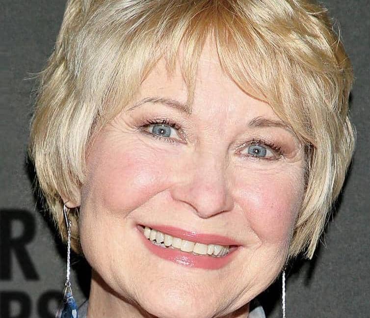 DEE WALLACE: THE POWER IS YOURS