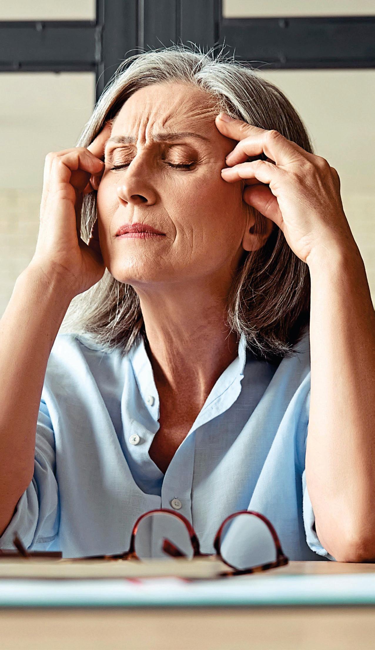 5 WARNING SIGNS OF A STROKE