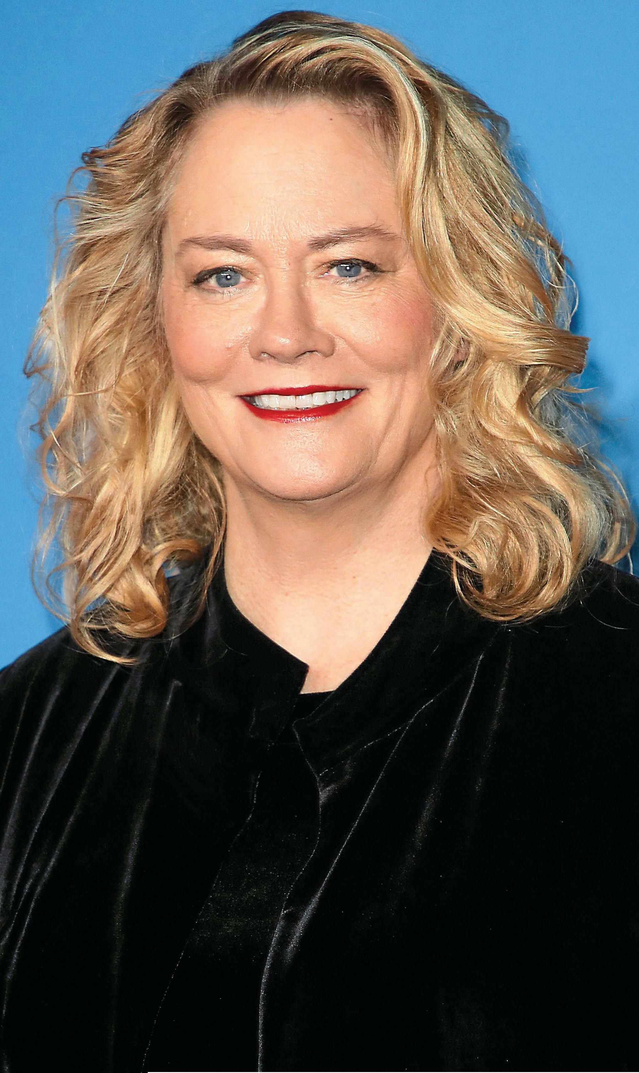CYBILL SHEPHERD - TV Needs More MOONLIGHTING!