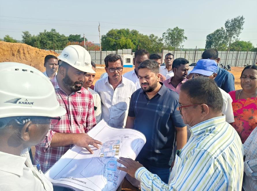 భద్రతా ప్రమాణాలతో పాఠశాల భవనాలు నిర్మించాలి
