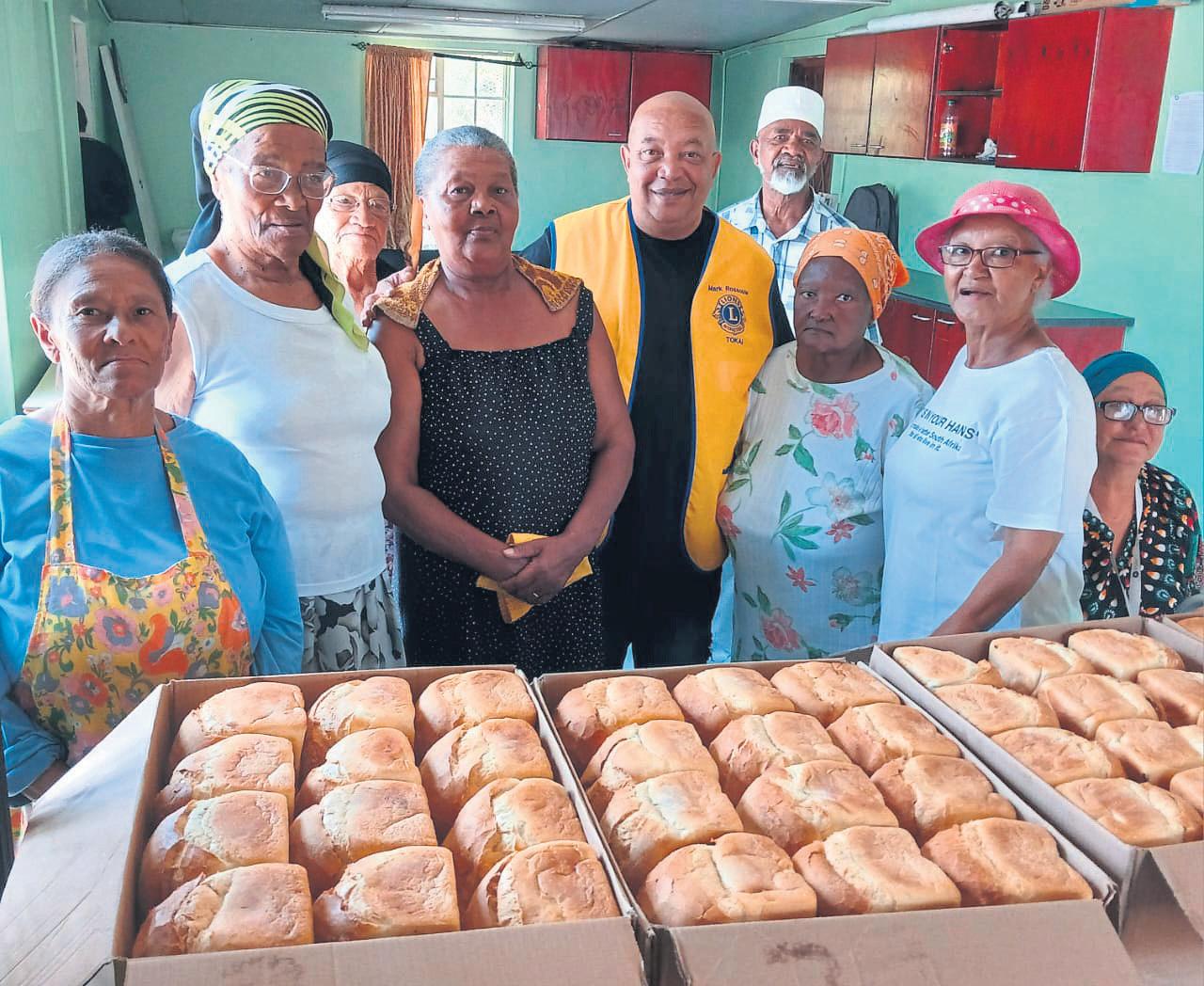 Lions give bread to home