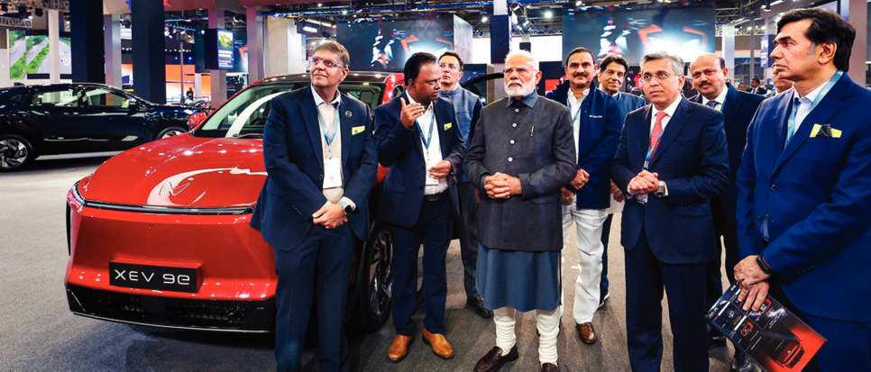 ऑटो उद्योग का भविष्य भारत से, 4 साल में आया 3 लाख करोड़ का विदेशी निवेश
