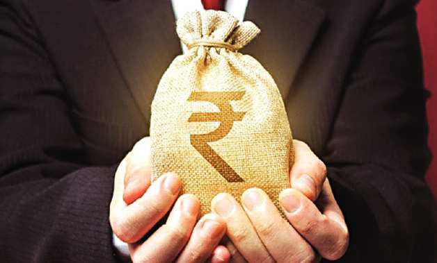 पांच साल में 21 फीसदी बढ़ गई महंगाई, पर सबसे अधिक टैक्स भरने वालों को नहीं मिली कोई राहत
