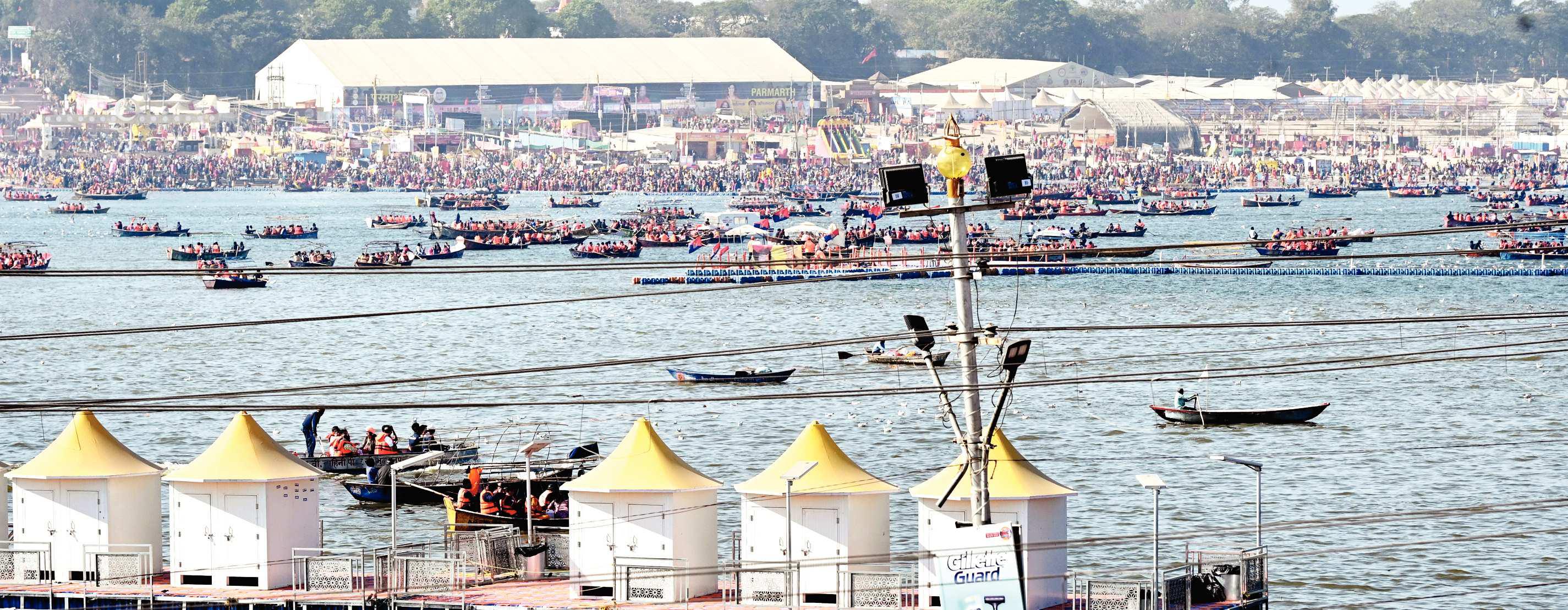 अध्यक्ष पद की रार के चलते चार धड़ों में बंटा रहा अखाड़ा परिषद