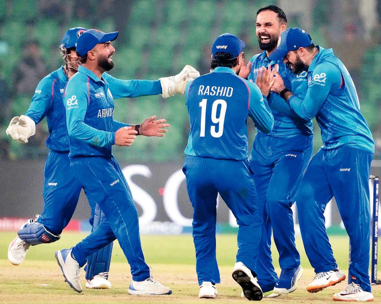 अफगानिस्तान के सामने दो बार का विजेता ऑस्ट्रेलिया, जो जीता पहुंचेगा सेमीफाइनल में