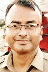 डकैती के मुकदमे के बाद भी प्रमोशन दरोगा से बने इंस्पेक्टर, केस हुआ दर्ज