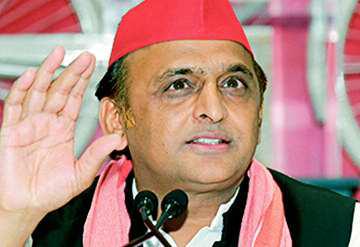 आरक्षण खत्म करने की साजिश है निजीकरण: अखिलेश