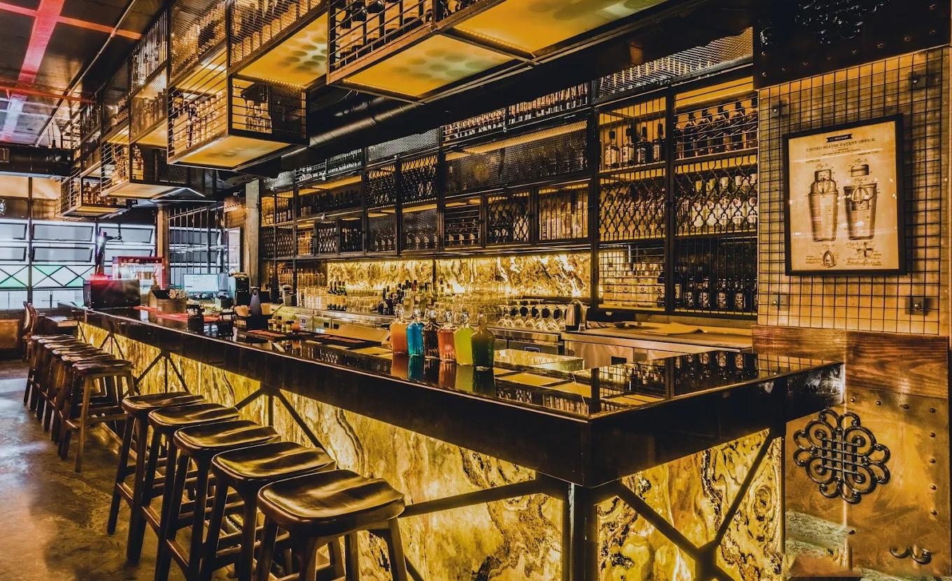 PUNE AFTER DARK: Where the City Truly Comes Alive