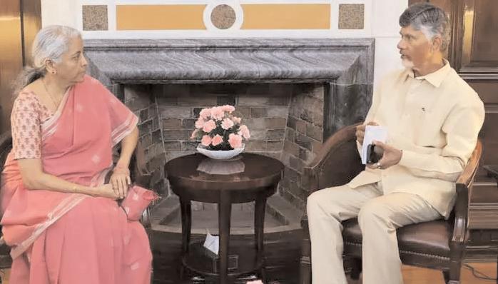 బడ్జెట్ లో ఏపీకి ప్రాధాన్యత ఇవ్వండి