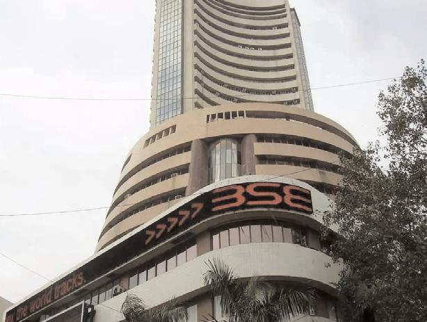 ఫ్లాట్గా ముగిసిన సూచీలు