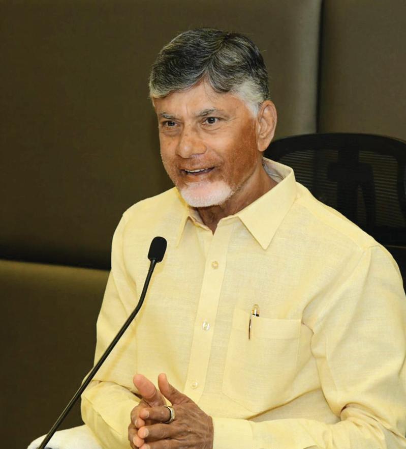 మిర్చి ధరలు, రైతుల కష్టాలపై సీఎం బాబు ఫోకస్