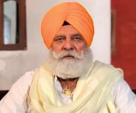 పాకిస్తాన్ కొత్త కోచ్వరాజ్ తండ్రి..?