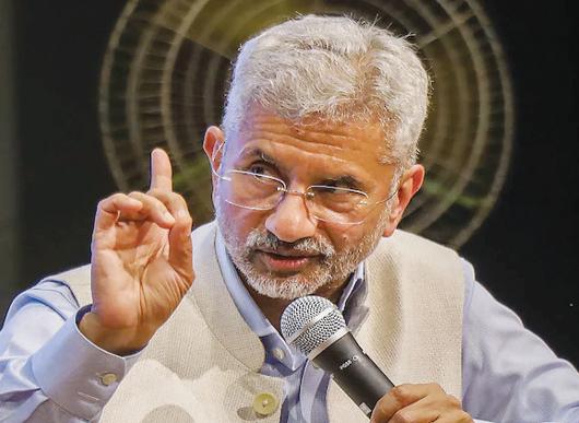 మంత్రి జైశంకర్పై దాడి