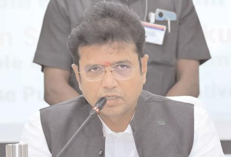 రైతులను వ్యాపారవేత్తలుగా మారుస్తాం