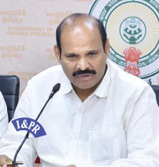 కోవిడ్ కేసుల పట్ల అప్రమత్తంగా ఉండండి