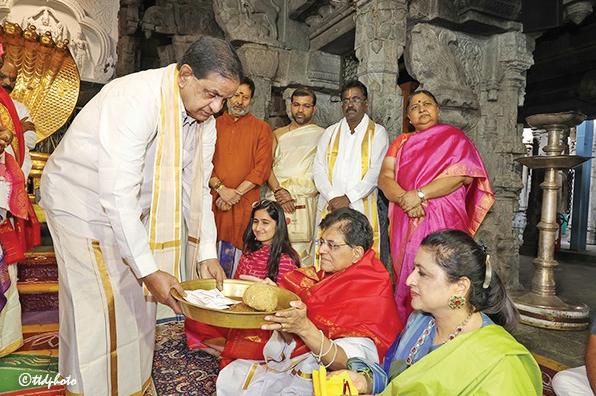 శ్రీవారిని దర్శించుకున్న కేంద్ర మంత్రి పీయూష్ గోయల్