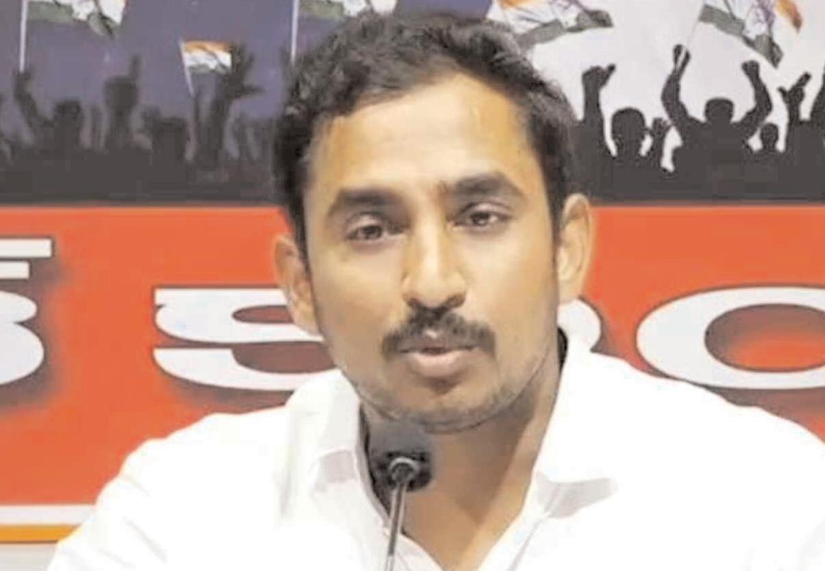 నారా లోకేషను రహస్యంగా కలిసిన కేటీఆర్..