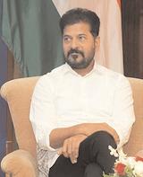 రాష్ట్ర ప్రయోజనాల కోసమే ఢిల్లీకి కేసీఆర్లా నేను ఫాం హౌస్ కు వెళ్లను