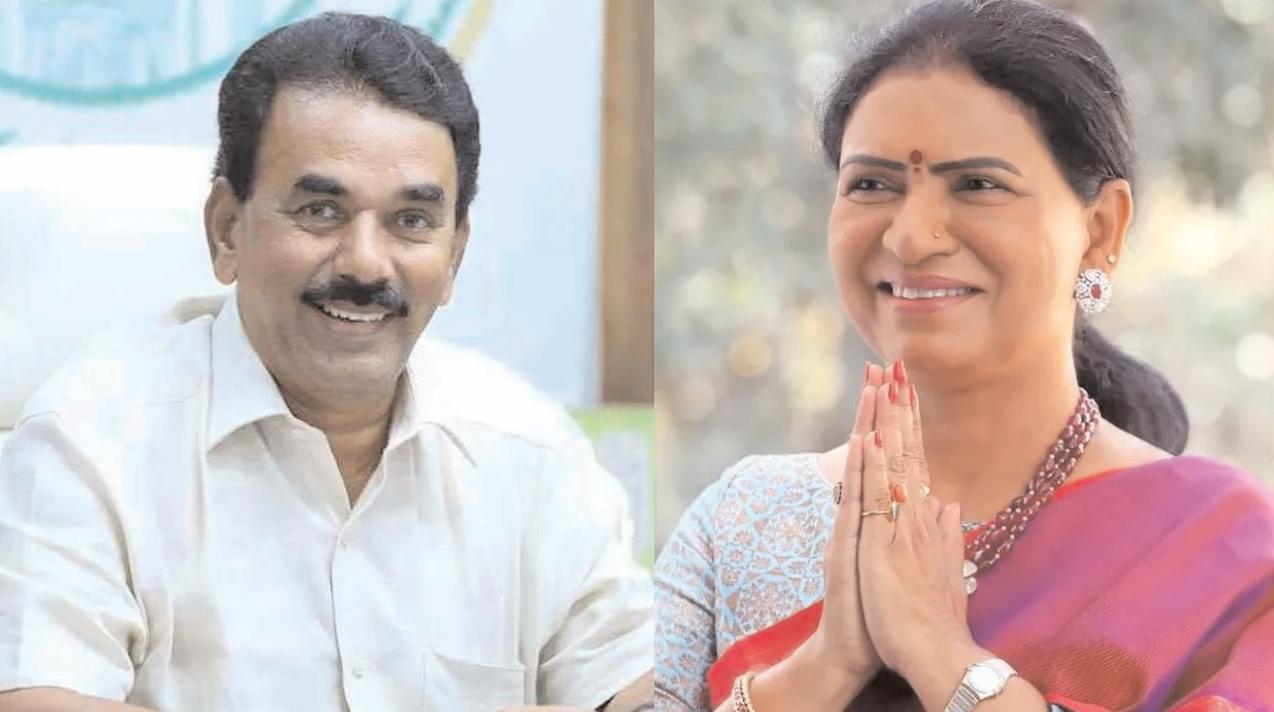 ఒకే వేదికపై రాజకీయ ప్రత్యర్థులు!