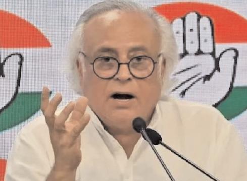 'మౌని బాబా'గా మారిన మోదీ