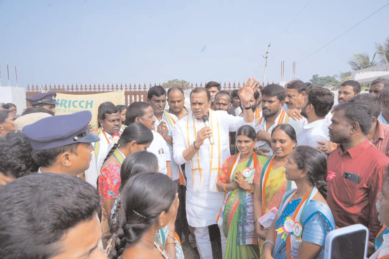 కాంగ్రెస్ ప్రభుత్వంతోనే పేదలకు సంక్షేమ పథకాలు