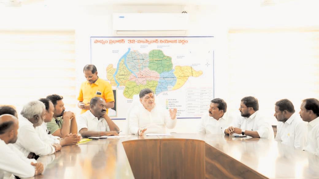 రాష్ట్ర అభివృద్ధిలో భాగస్వాములు కావాలి