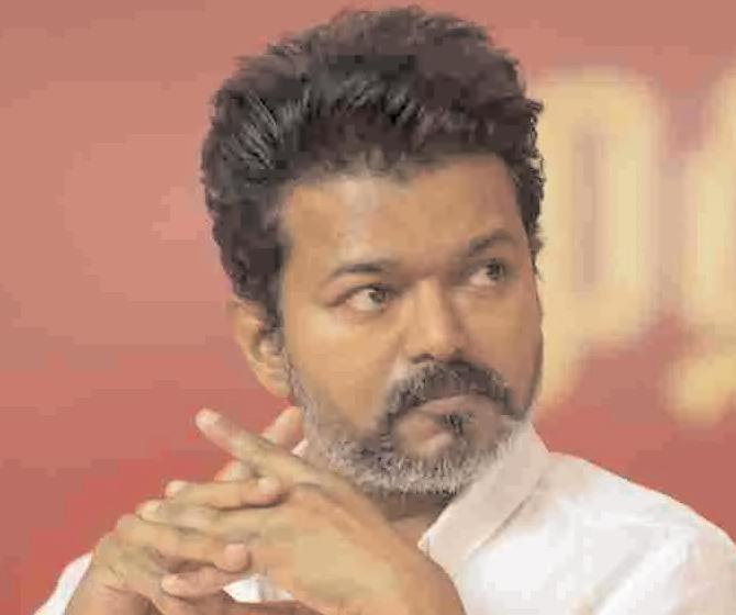 కూటమి నిర్ణయాధికారం విజయ్..