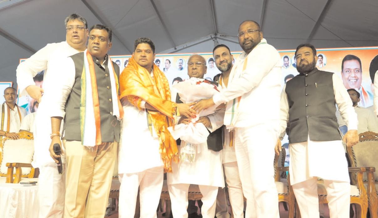 హైదరాబాద్ సెంట్రల్ జిల్లా డీసీసీ అధ్యక్షుడిగా మోత రోహిత్