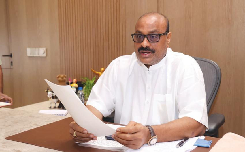 ప్రజల సేవలో ప్రభుత్వం