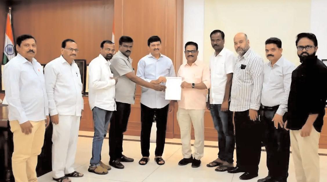 జీ.ఓ 252పై త్వరలో జర్నలిస్టు సంఘాలతో సమావేశం