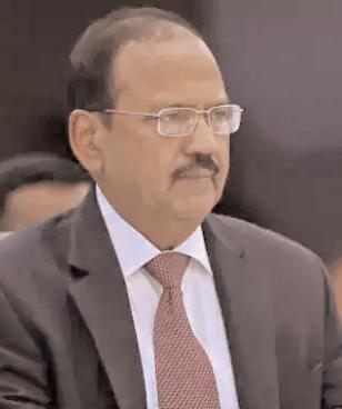 ఫోన్, ఇంటర్నెట్ వాడను