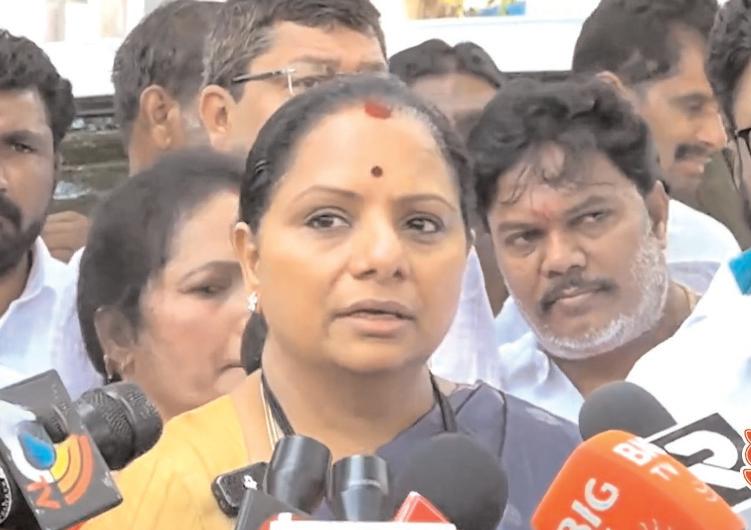 కేసీఆర్ ఫామ్ హౌస్ లో రేవంత్ గూఢచారి..
