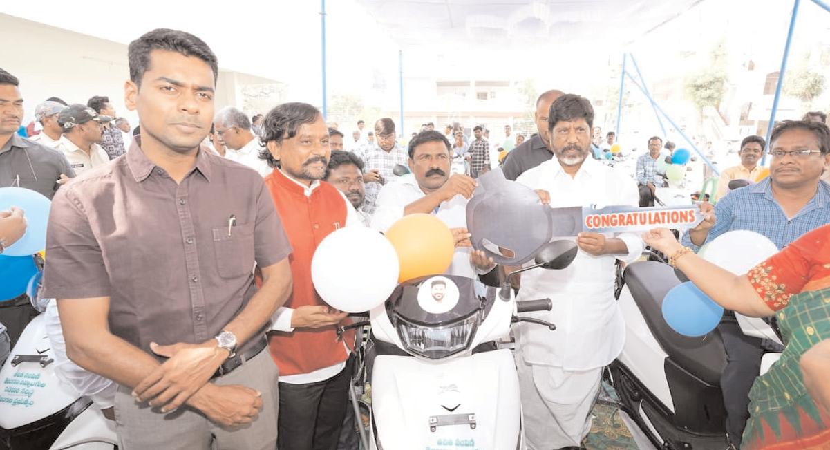 దివ్యాంగుల కోసం 100 కోట్లు ఖర్చు