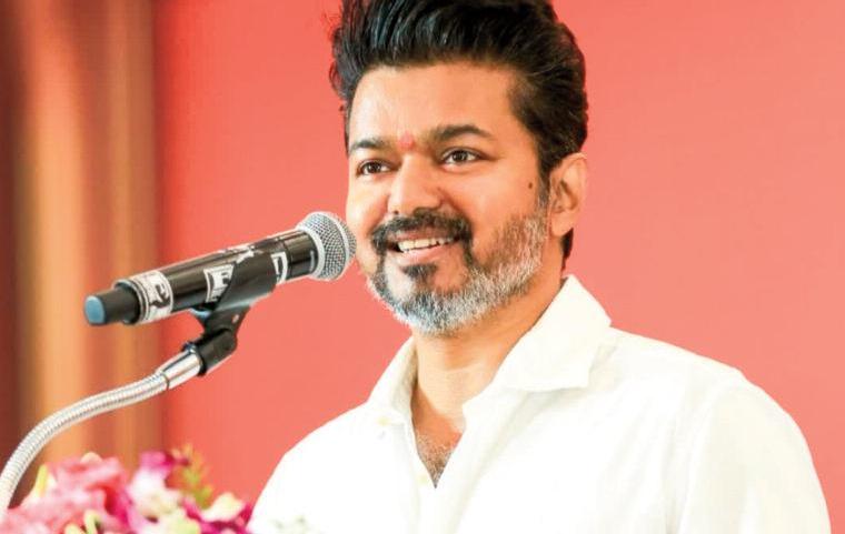 రెండు స్థానాల్లో పోటీకీ విజయ్ రెడీ!