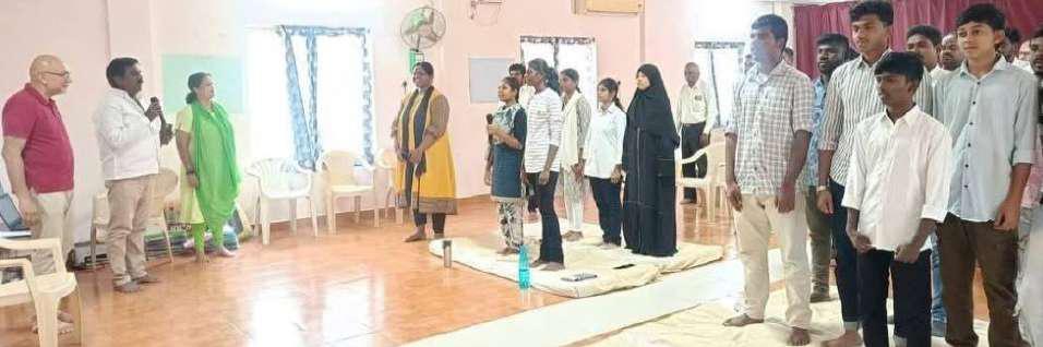 ராஜிவ் காந்தி தேசிய மெட்ரிக் மேல்நிலைப்பள்ளி மாணவர்கள் சிறப்பிடம் பிடித்து சாதனை
