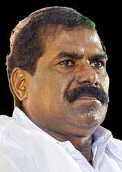 எங்காவது போய்விட வேண்டும்..உயிரோடு இருக்கக் கூடாது