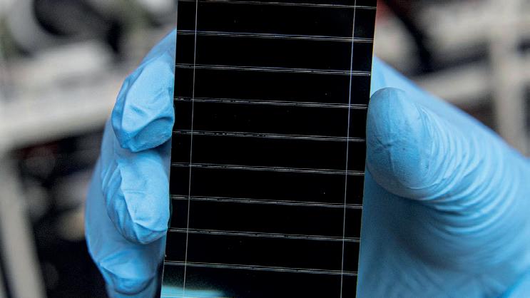 SCIENTISTS FIND GREEN WAY TO RECYCLE TOXIC PEROVSKITE SOLAR CELLS